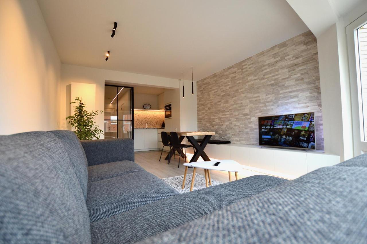 Ruim En Lichtrijk Appartement Op 100M Van Zee Te Koksijde Bagian luar foto