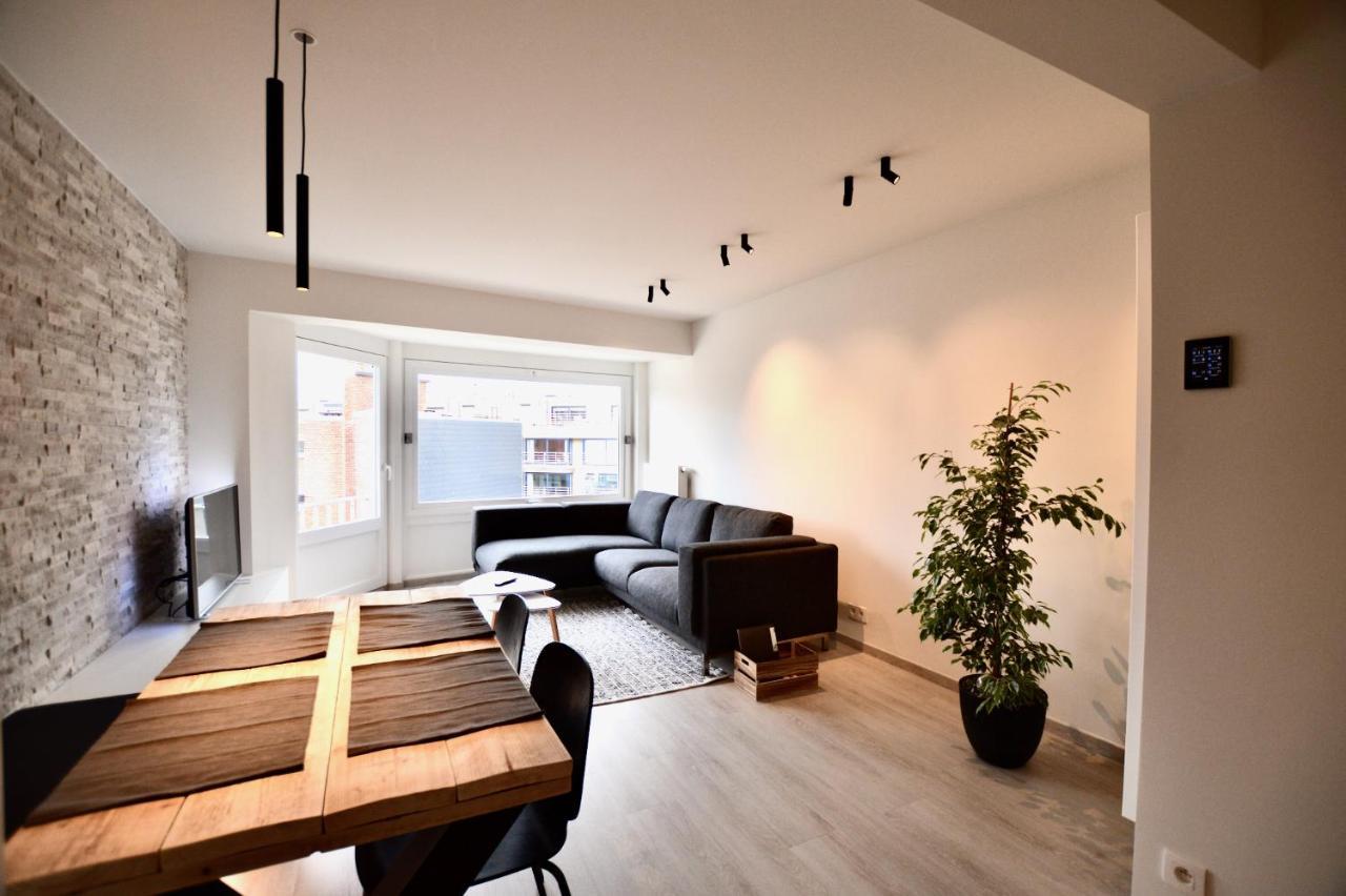 Ruim En Lichtrijk Appartement Op 100M Van Zee Te Koksijde Bagian luar foto